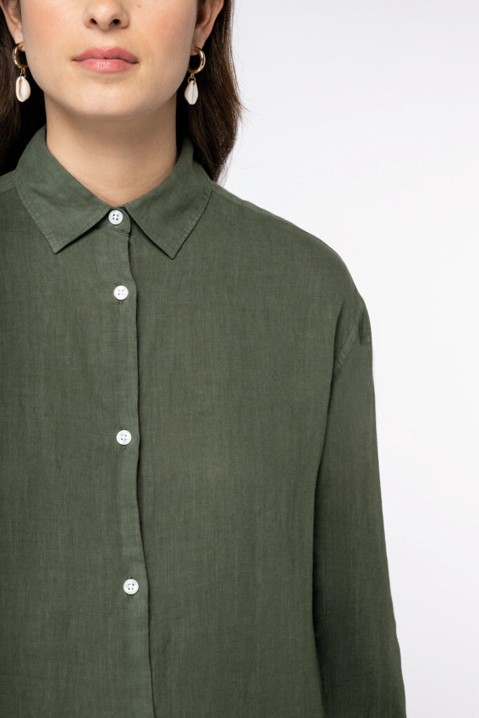 Vestido camiseiro em linho de senhora - Image 5